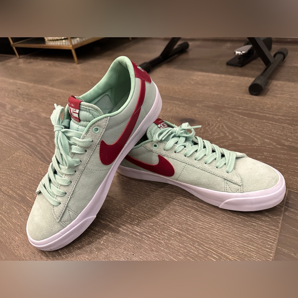 Men’s Nike Blazer SB Low GT “Enamel Green” Sneaker | size us 10.5